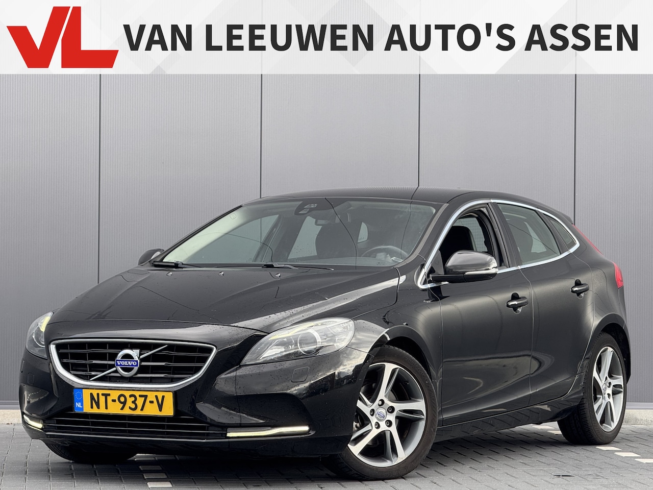 Volvo V40 - 1.6 D2 Momentum | Nieuw binnen | Inruilkoopje | Lees tekst - AutoWereld.nl