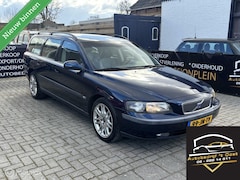 Volvo V70 - 2.4t wordt afgeleverd met nieuwe apk