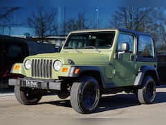 Jeep Wrangler - 2.4i Softtop Hard top