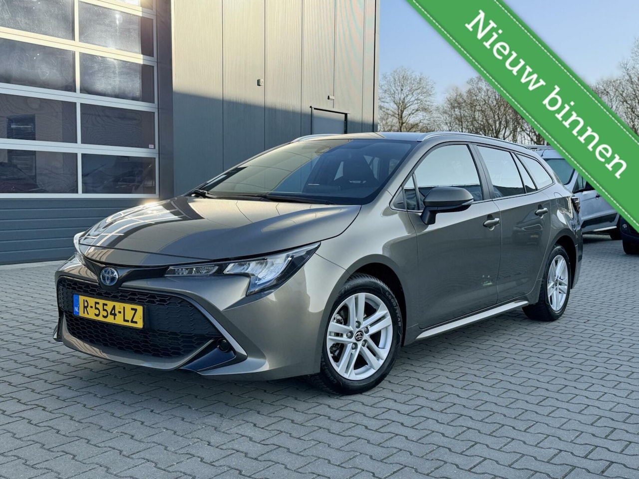 Toyota Corolla Touring Sports - 1.8 Hybrid Active 1.8 Hybrid 90Kw Active - AutoWereld.nl