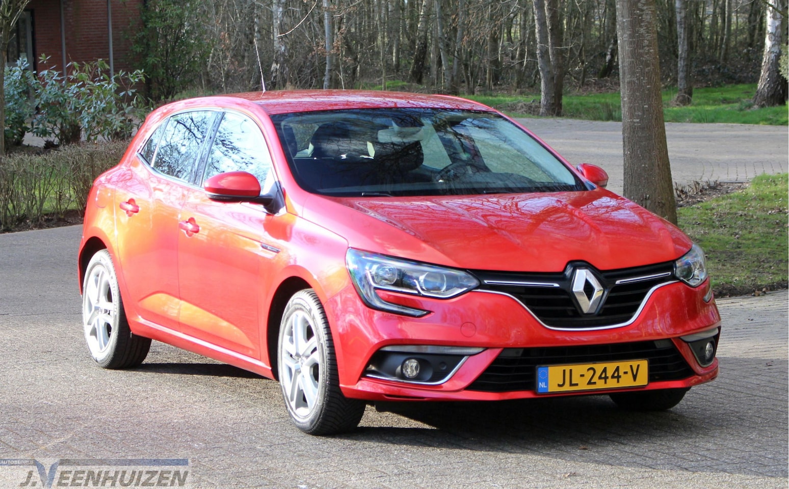 Renault Mégane - 1.2 TCe Zen | 2016 | Navi | Keurige auto! - AutoWereld.nl