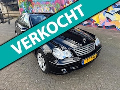 Mercedes-Benz C-klasse - 200 CDI Executive Class facelift automaat airco navigatie geen roest mooie auto alles elek