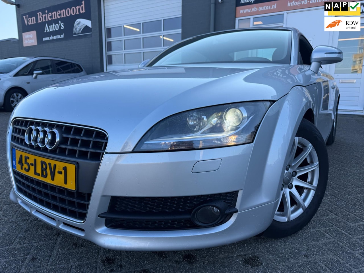 Audi TT - 1.8 TFSI Pro Line van 2de Eigenaar met parkeersensoren en navigatie en bluetooth telefoon - AutoWereld.nl