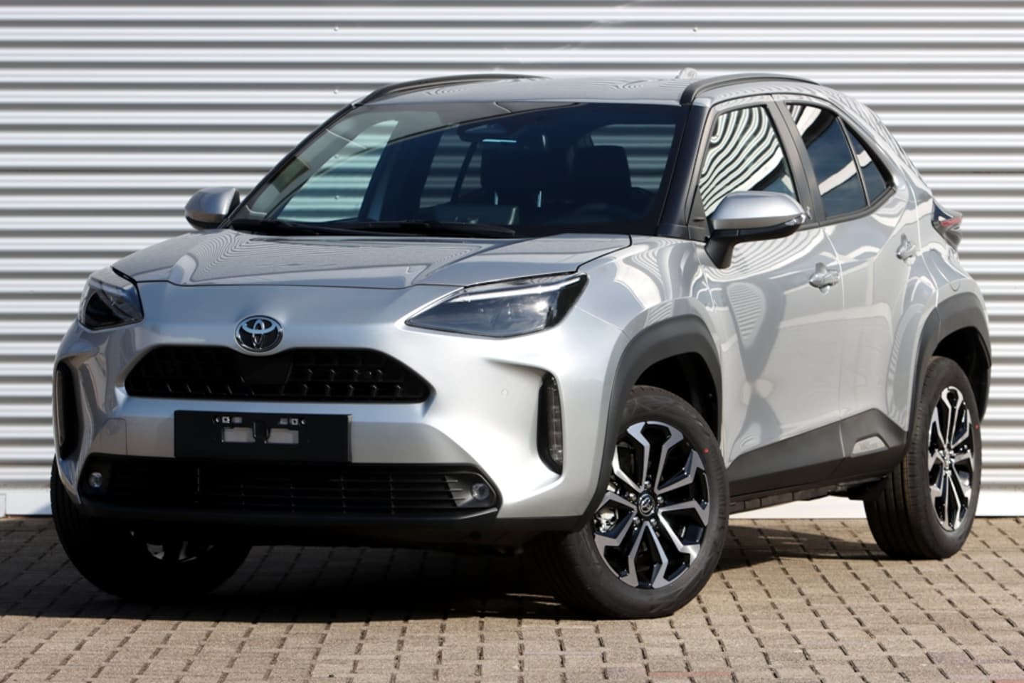 Toyota Yaris Cross - 1.5 Hybrid 130 Team-Player NIEUW, 2X direct leverbaar - AutoWereld.nl