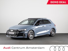 Audi RS3 - Sportback 2.5 TFSI RS 3 quattro 400pk Panoramadak | RS-sportuitlaatsysteem | RS carbon gla