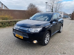 Mitsubishi Outlander - 2.0 PHEV Instyle+