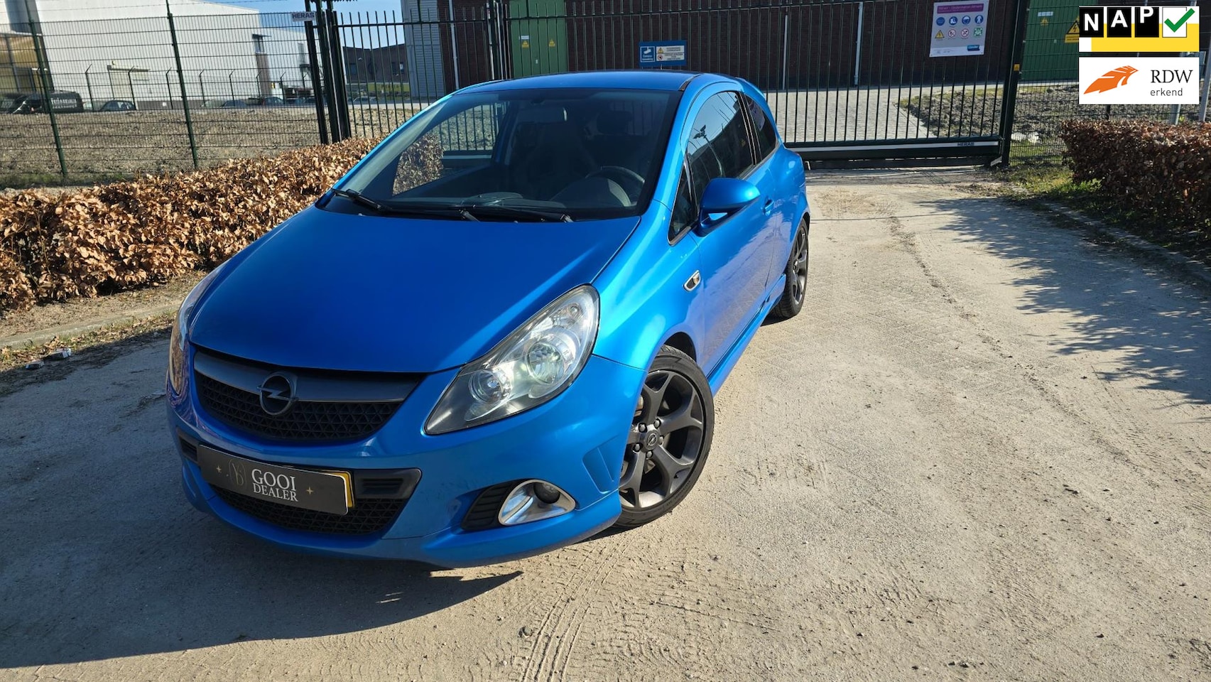 Opel Corsa - 1.6-16V T OPC SCHAALSTOELEN NETTE AUTO! - AutoWereld.nl