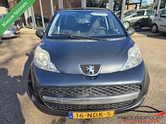 Peugeot 107 - 1.0-12V XR