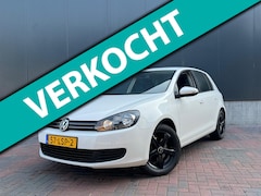 Volkswagen Golf - 1.4 TSI Comfortline * Navi * Cruise * Trekhaak * Climate