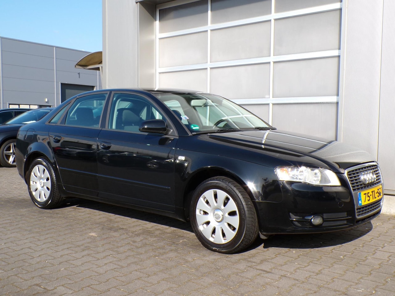 Audi A4 Limousine - 2.0|Trekhaak|Clima|Cruise - AutoWereld.nl