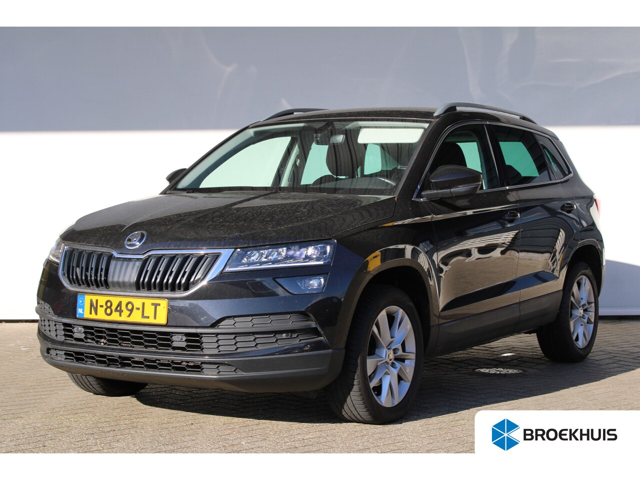 Skoda Karoq - Style 1.5TSI | Achteruitrijcamera | Airco (automatisch) | Apple Carplay/Android Auto - AutoWereld.nl