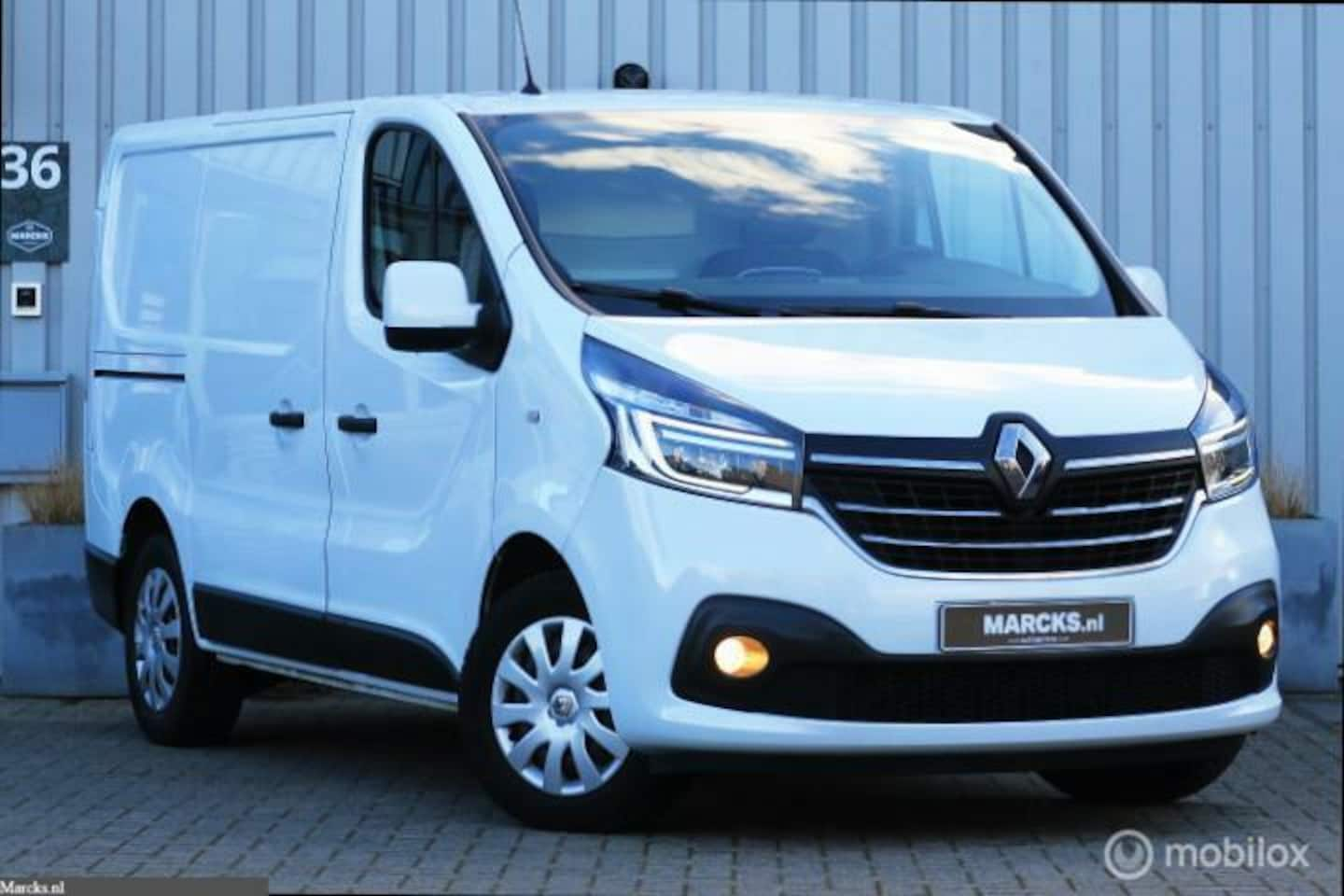 Renault Trafic - bestel 2.0 dCi 120 T27 L1H1 Work Edition - AutoWereld.nl