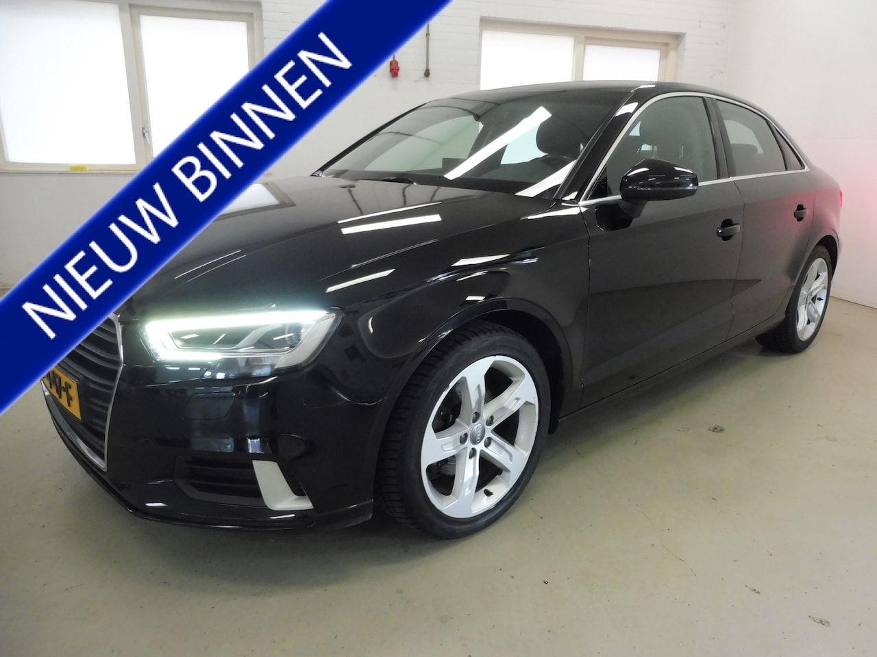 Audi A3 Limousine - 1.0 TFSI Sport Lease Edition Navi | Sportstoelen | Cruise | PDC | LMV 16" | NL auto - AutoWereld.nl