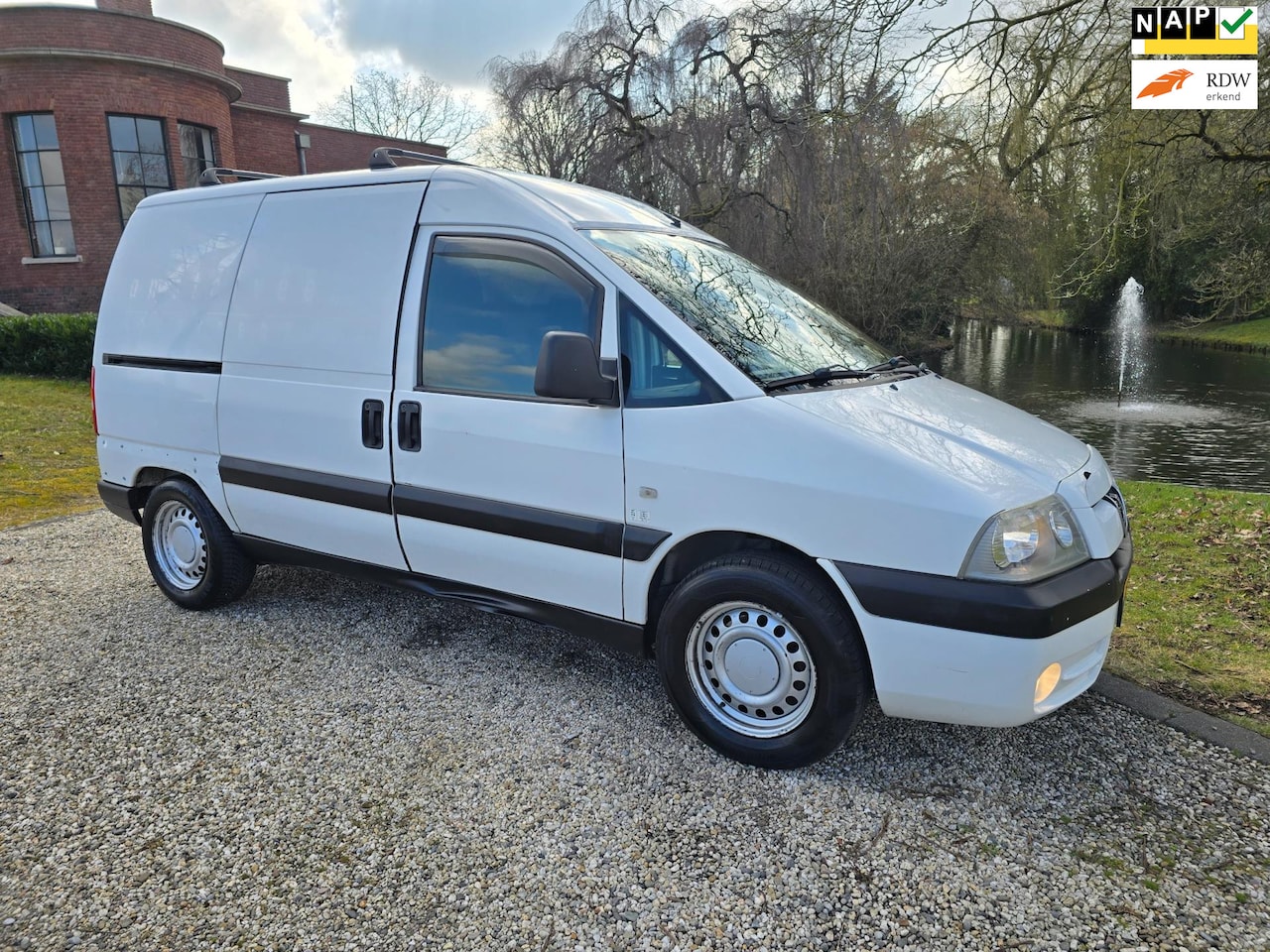 Peugeot Expert - 220C 2.0-16V BENZINE *apk:03-2026* - AutoWereld.nl