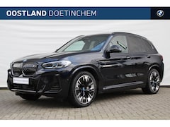 BMW iX3 - High Executive / Trekhaak / Laserlight / Sportstoelen / Parking Assistant Plus / M Adaptie