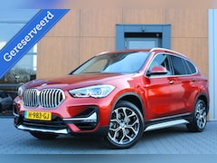 BMW X1 - sDrive20i VDL Nedcar Edition | Pano | Harman Kardon | Leder