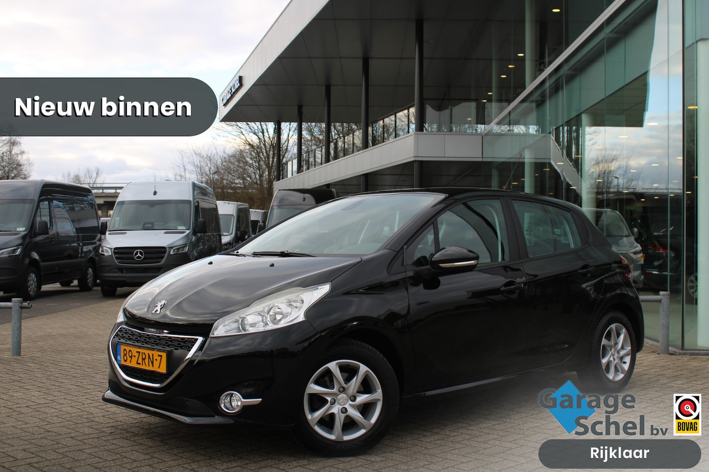 Peugeot 208 - 1.0 VTi Active 68pk - Airco - Navigatie - Cruise - PDC - Trekhaak - Rijklaar - AutoWereld.nl