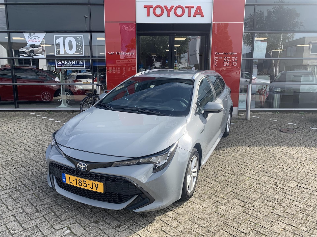 Toyota Corolla Touring Sports - 1.8 Hybrid 122pk CVT Active - AutoWereld.nl