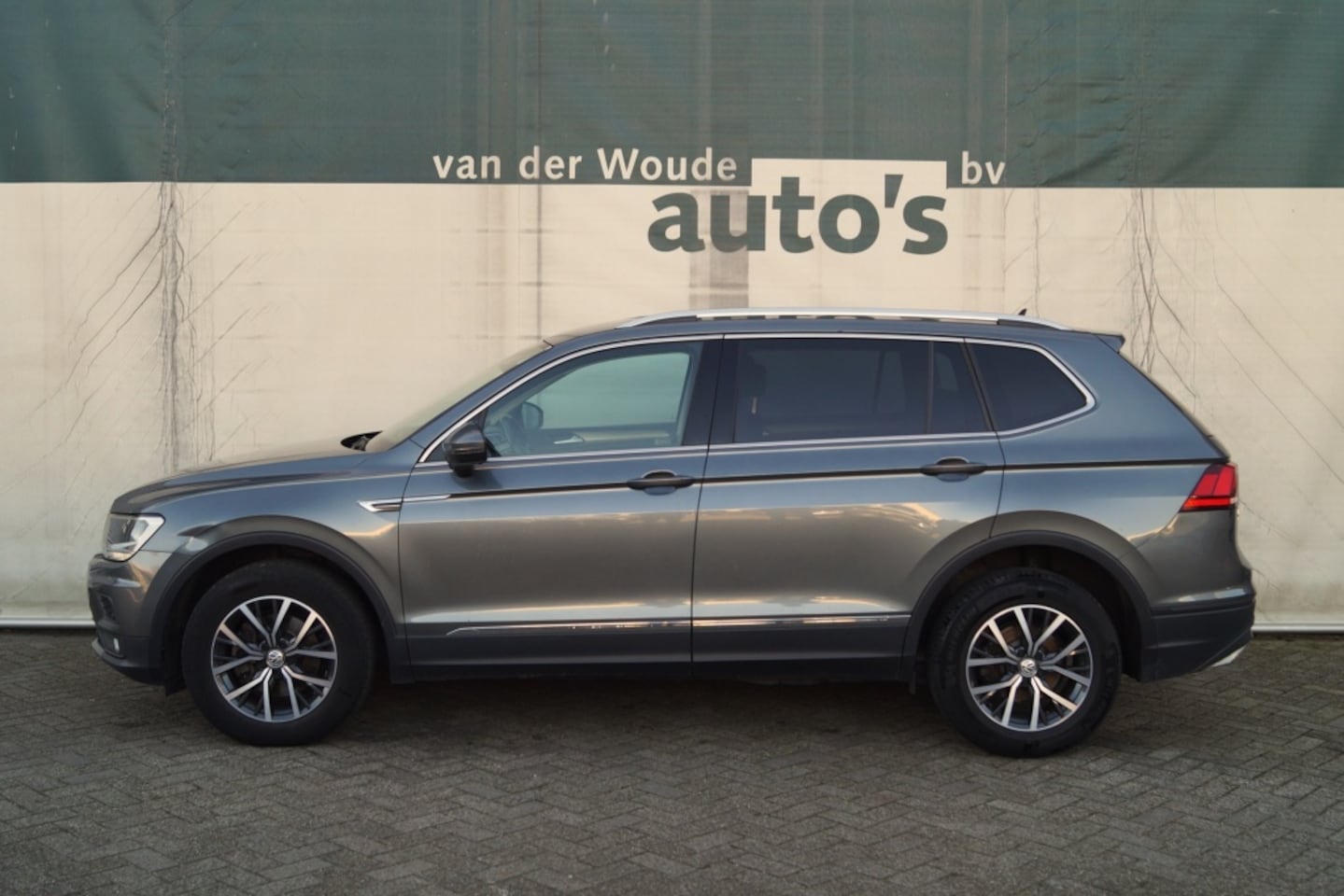 Volkswagen Tiguan Allspace - 1.5 TSI 150pk DSG Comfortline Business 5-persoons - AutoWereld.nl