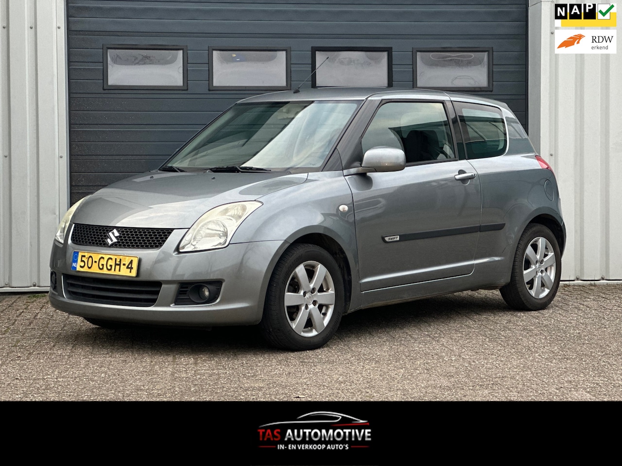 Suzuki Swift - 1.3 Exclusive AIRCO / KEYLESS GO / APK / NAP! - AutoWereld.nl