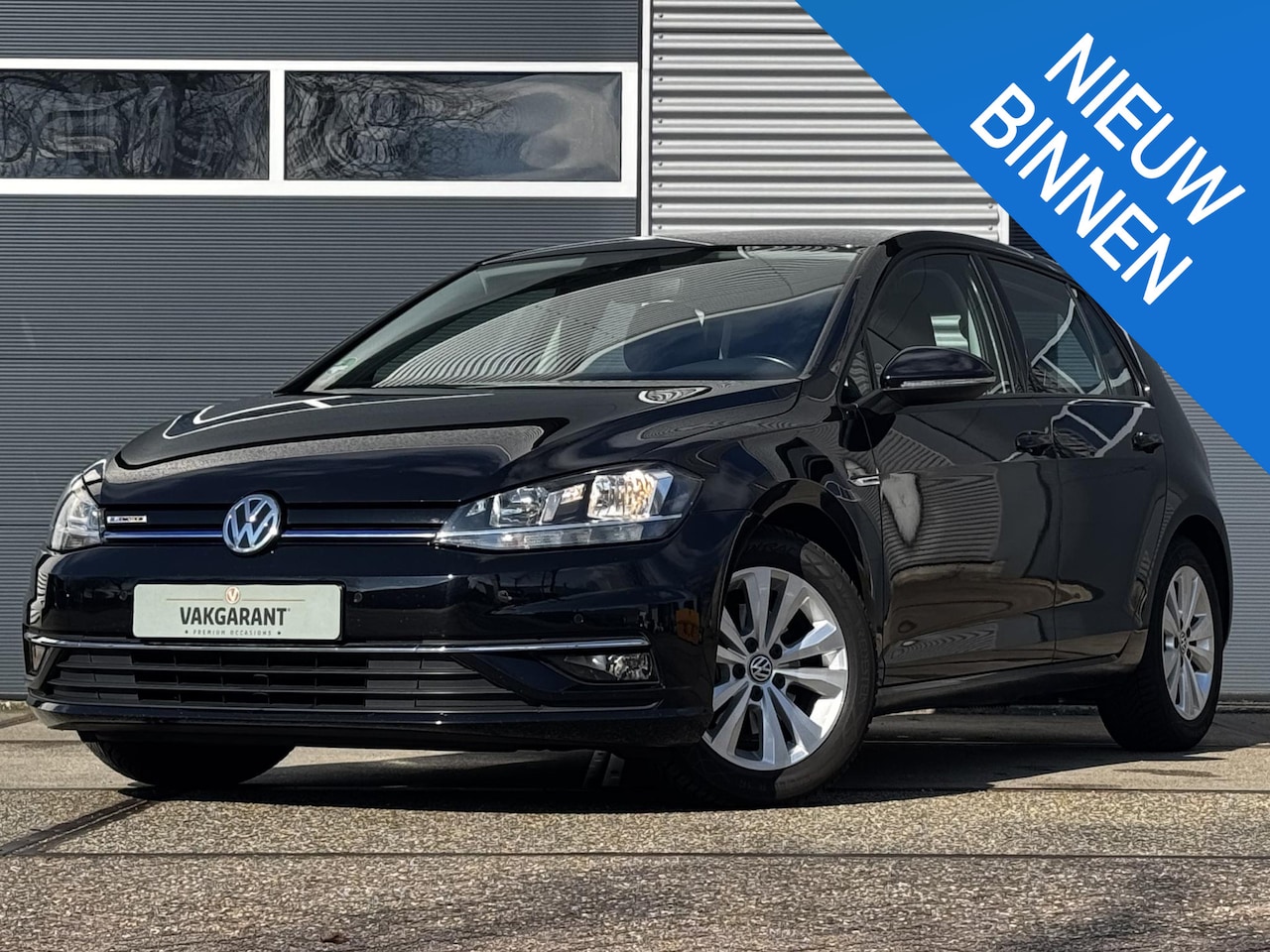 Volkswagen Golf - 1.5 TSI Comfortline 1.5 TSI Comfortline - AutoWereld.nl