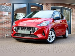 Hyundai i10 - 1.2 Comfort Smart 5-zits | 82 PK | CAMERA | CARPLAY | STUURWIELVERW. | 1E EIGENAAR | NAVIG