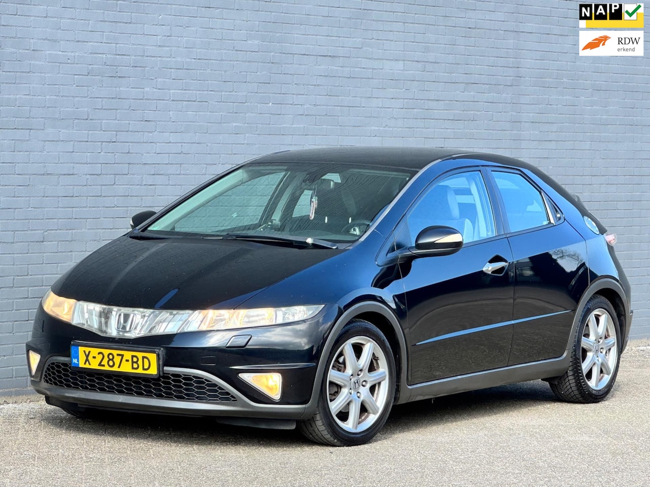 Honda Civic - 1.8 Comfort/AUT/AIRCO/CRUISE/STOELVERW/ - AutoWereld.nl