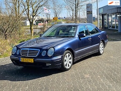 Mercedes-Benz E-klasse - 240 ELEGANCE