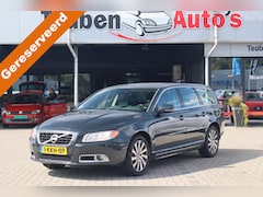 Volvo V70 - 1.6 T4 Kinetic (1E Eigenaar/ Nieuwe distrib.) Airco, Cruise control, Afneembare trekhaak,