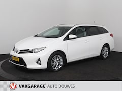 Toyota Auris Touring Sports - 1.6 Now | Navigatie | Climate Control | Dealer onderhouden | Stoelverwarming |Camera | Tre