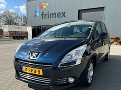 Peugeot 5008 - 1.6 / Panoramadak / Trekhaak / Nw Apk