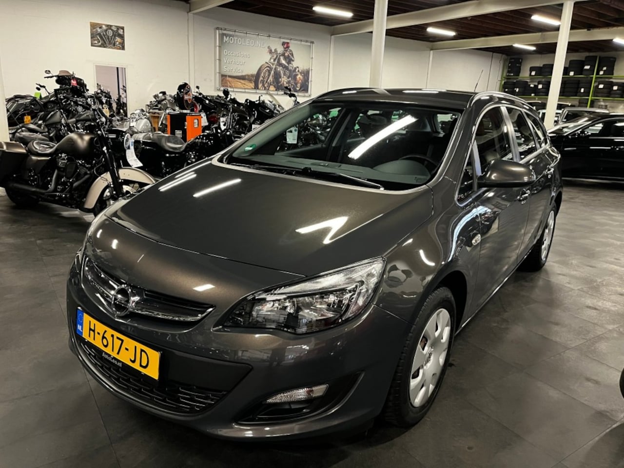 Opel Astra - COMBI 1.4 BERLIN *AIRCO* - AutoWereld.nl