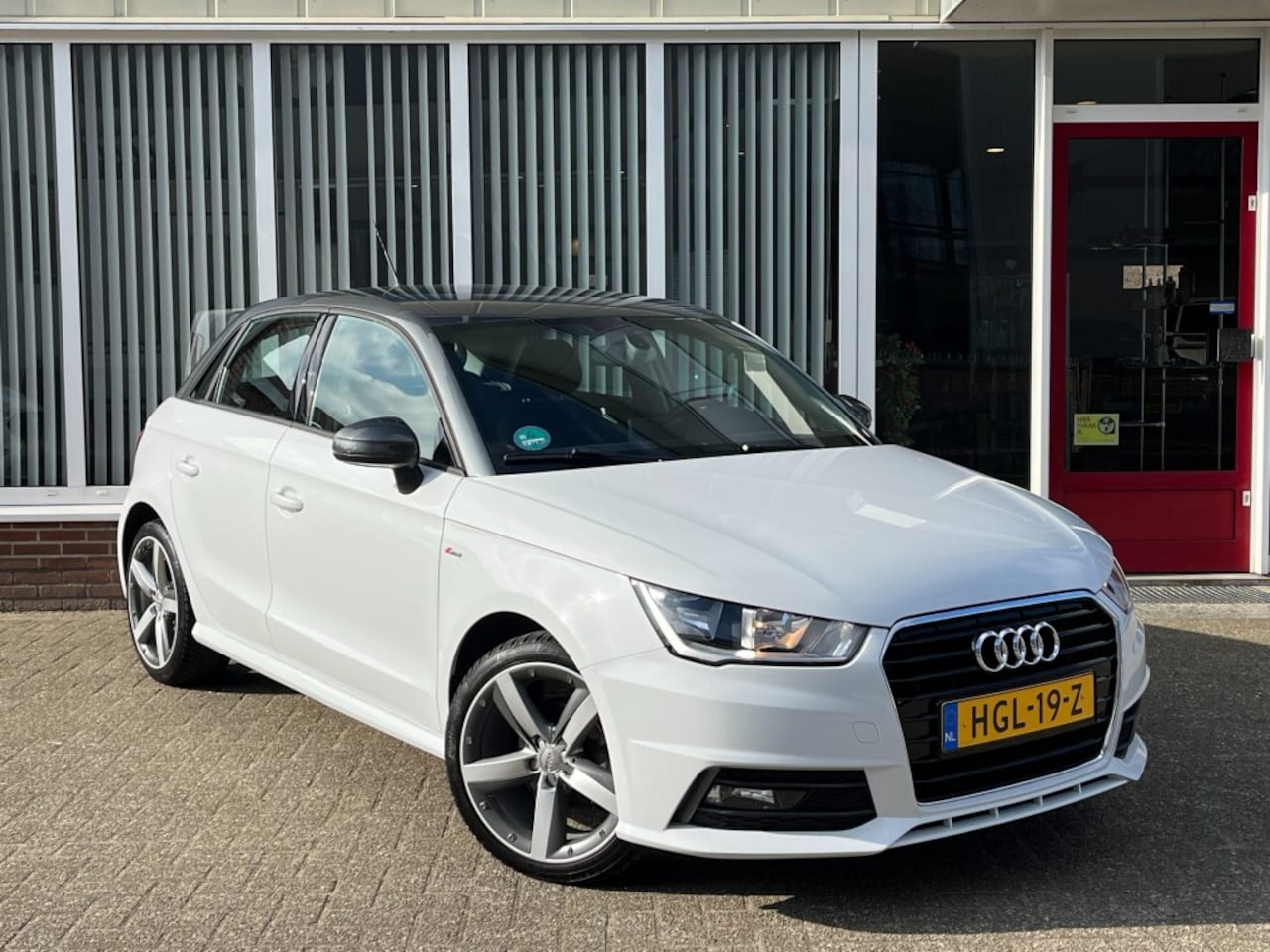 Audi A1 - 1.0 TFSI Sport Pro Line S Automaat 5 Deurs I Clima I Stoelverw. - AutoWereld.nl