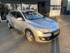 Renault Mégane - Megane 1.5 DCI Navigatie Airco Cruise 6 BAK Trekhaak