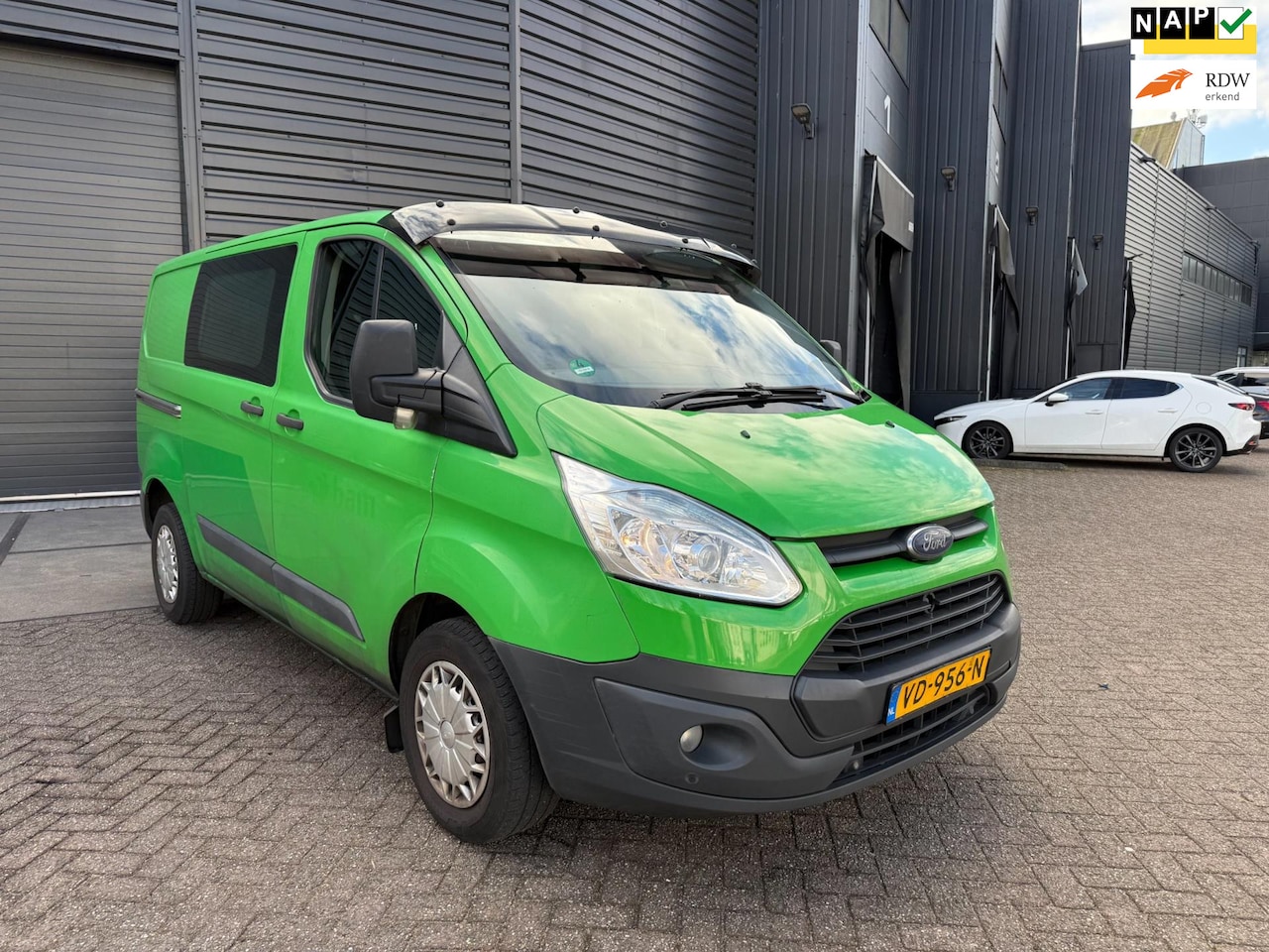 Ford Transit Custom - 270 2.2 TDCI L1H1 Trend DC 270 2.2 TDCI L1H1 Trend DC - AutoWereld.nl