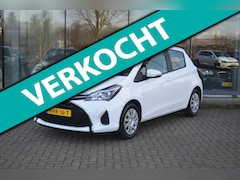 Toyota Yaris - 1.3 VVT-i Business Plus | Achteruirijcamera | Cruise controle | Airco