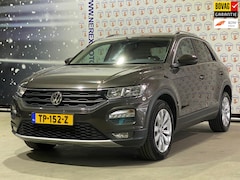 Volkswagen T-Roc - 1.5 TSI Style Aut.| Navigatie | Camera | Apple carplay