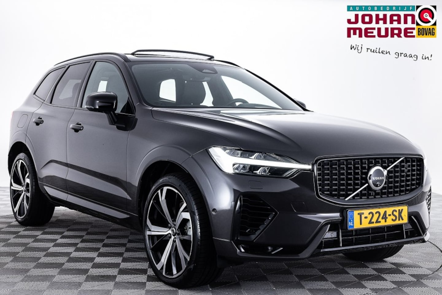 Volvo XC60 - 2.0 T6 Plug-in hybrid AWD Ultimate Dark | PANORAMADAK ✅ 1e Eigenaar . - AutoWereld.nl