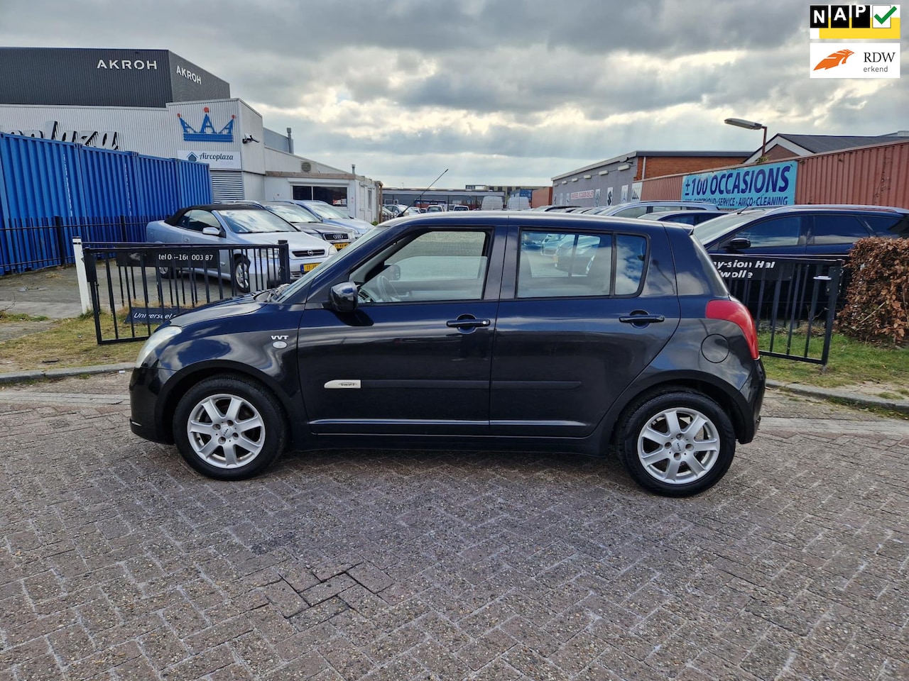 Suzuki Swift - 1.5 GLS/SPORT/5DRS/AIRCO/KL, ZWART!!! - AutoWereld.nl