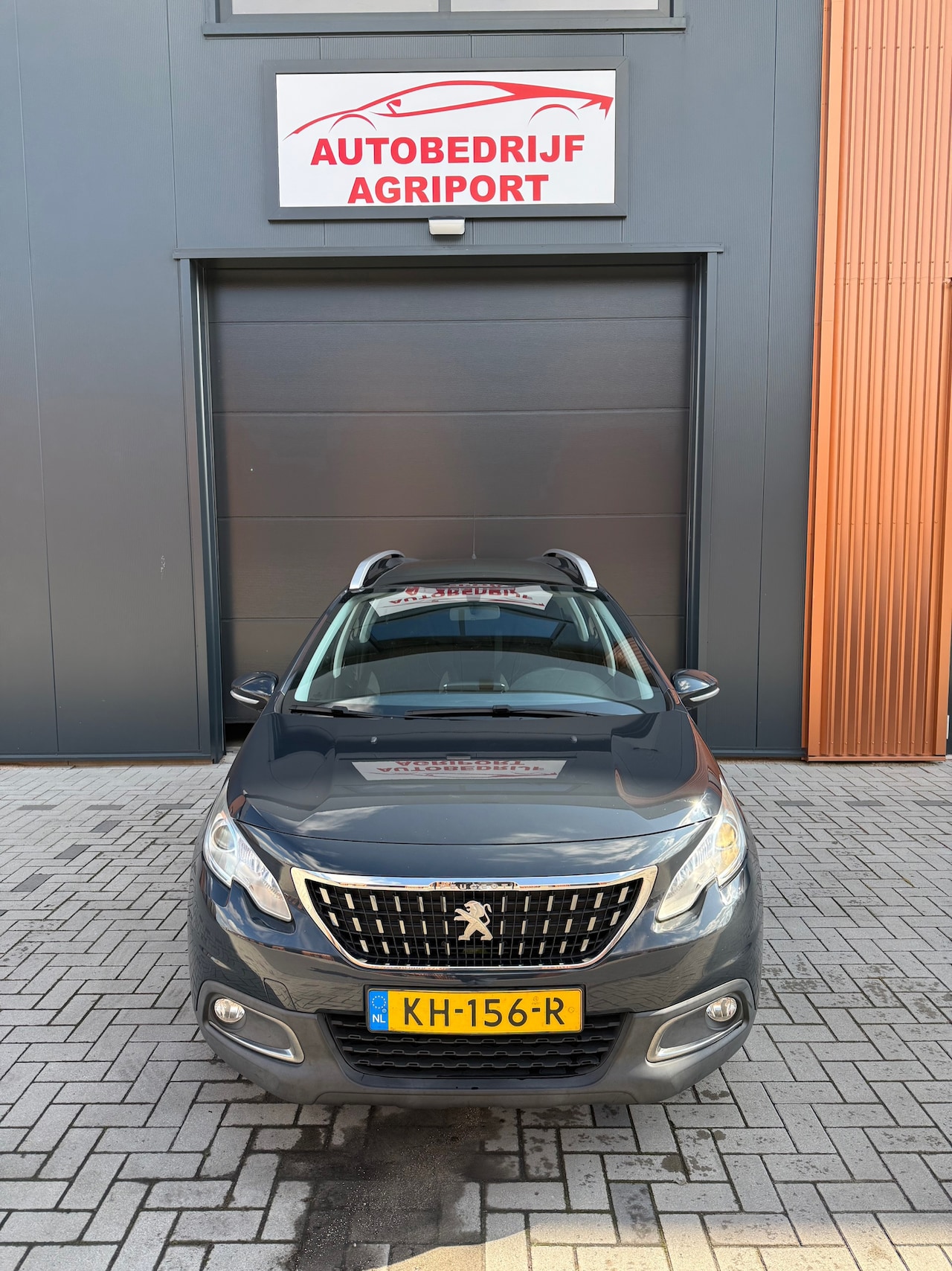 Peugeot 2008 - 1.2 PureTech Blue Lion 1.2 PureTech Blue Lion - AutoWereld.nl