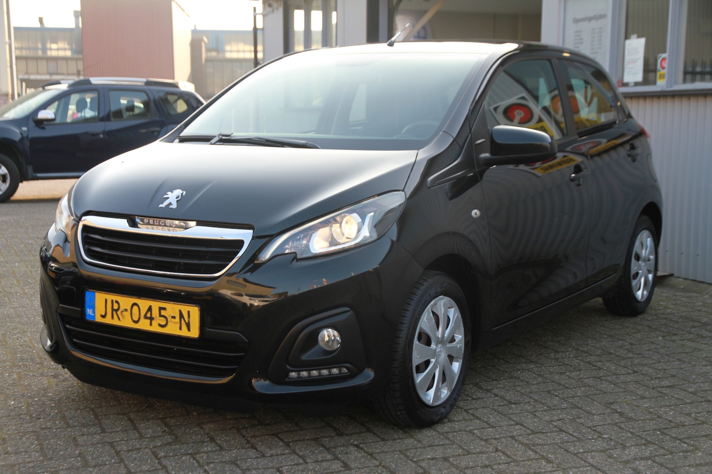 Peugeot 108 - 1.0 e-VTi Active 1.0 e-VTi Active - AutoWereld.nl