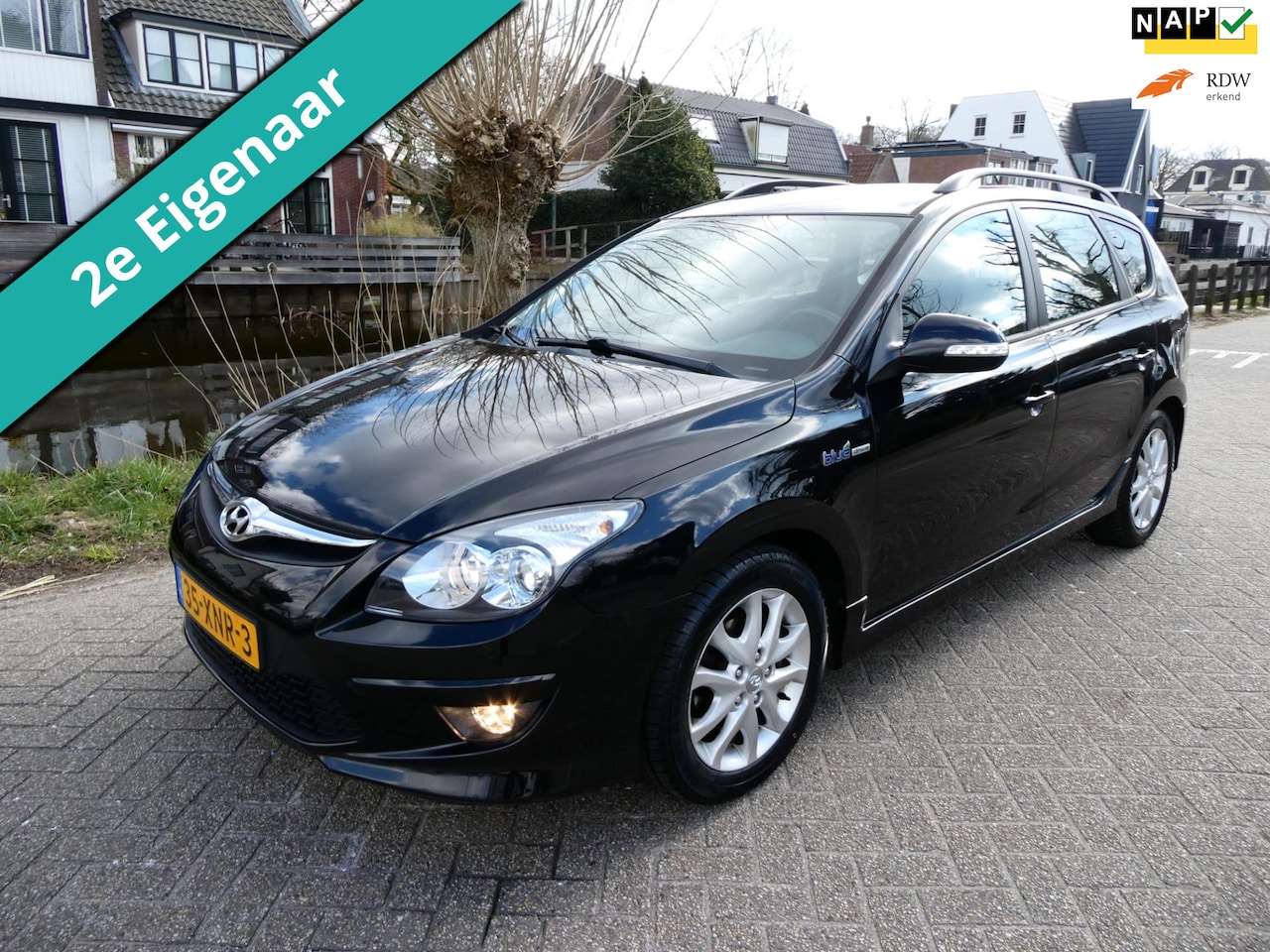 Hyundai i30 CW - 1.4i i-Motion 2e eigenaar Clima Cruise Trekhaak 1200kg. Zuinig - AutoWereld.nl