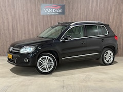 Volkswagen Tiguan - 2.0 TSI Sport&Style 4Motion 2012 DSG PANO XENON