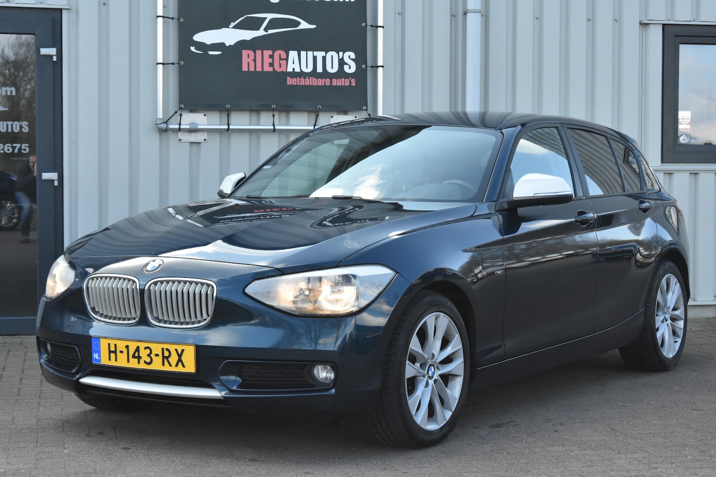 BMW 1-serie - 116i Airco, Cruise, PDC. - AutoWereld.nl