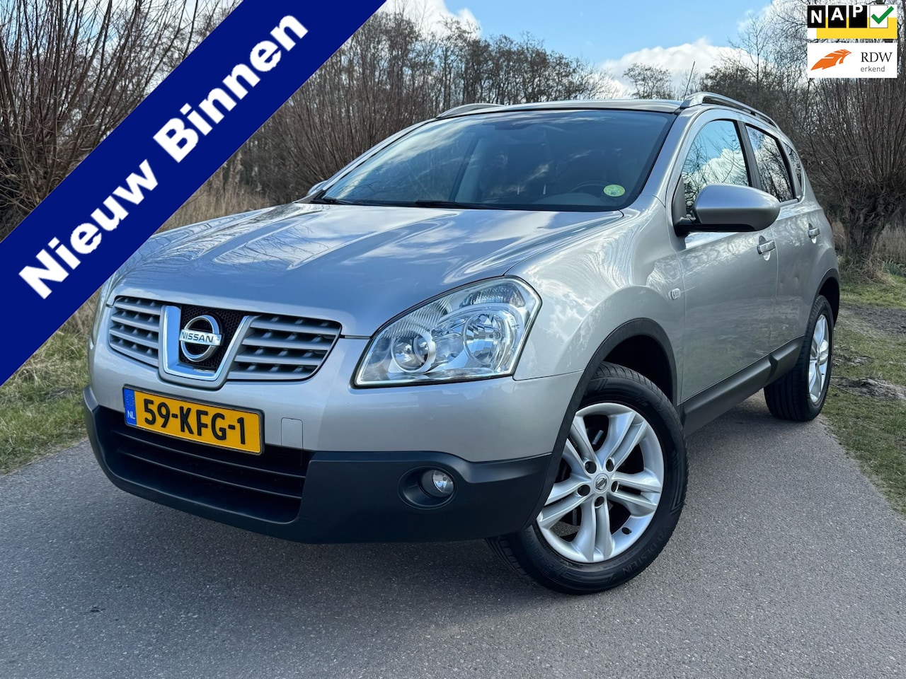 Nissan Qashqai - 1.6 Connect Edition / Airco / Navigatie / Cruise Control / Panoramadak / Recent Onderhoude - AutoWereld.nl