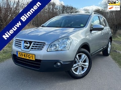 Nissan Qashqai - 1.6 Connect Edition / Airco / Navigatie / Cruise Control / Panoramadak / Recent Onderhoude