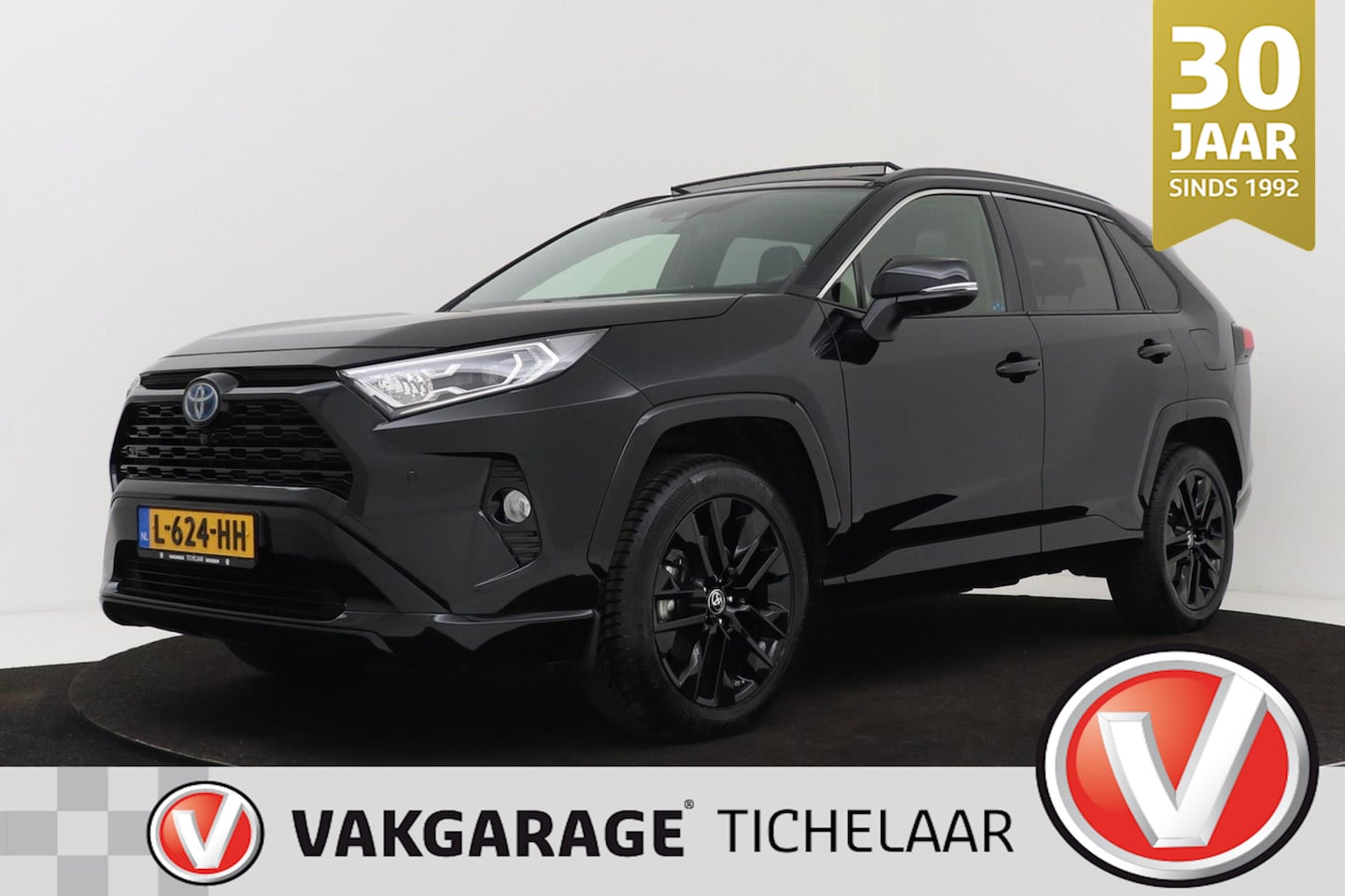 Toyota RAV4 - 2.5 Hybrid AWD Black Edition | Panoramadak | Orig. NL | Dealer onderhouden - AutoWereld.nl