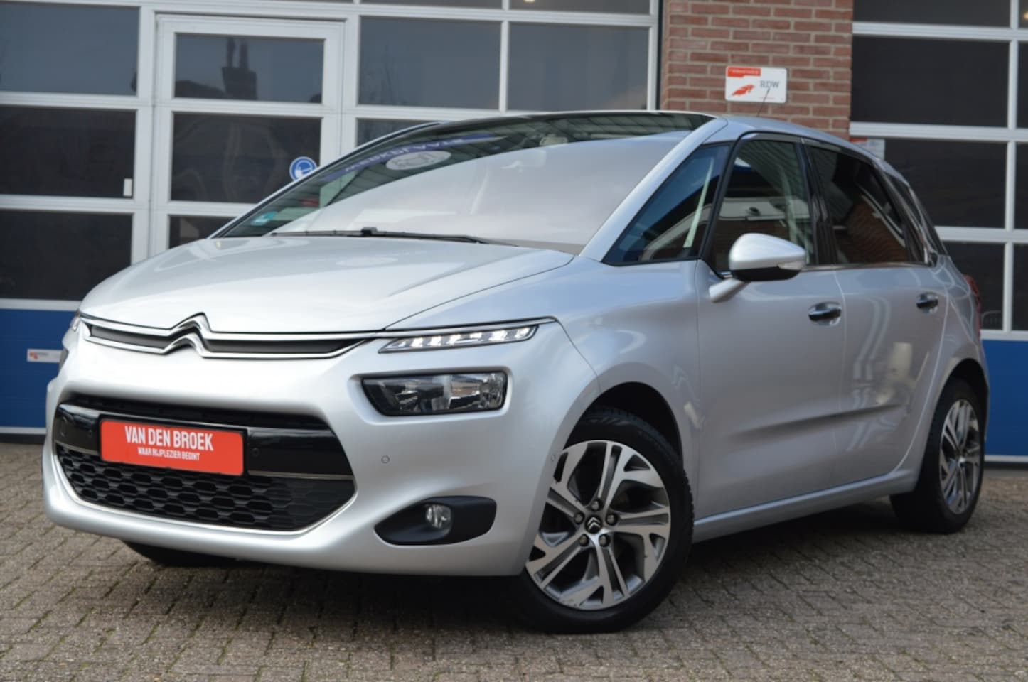 Citroën C4 Picasso - 1.6 THP Intensive | NAVI - CAMERA - AutoWereld.nl