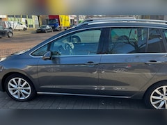 Volkswagen Golf Sportsvan - 1.4 TSI Highline