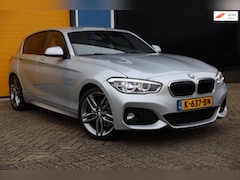 BMW 1-serie - 116i M Line / M Interieur / Navi / Camera / Apple Carplay / Sportstoelen / Xenon / Pdc / A